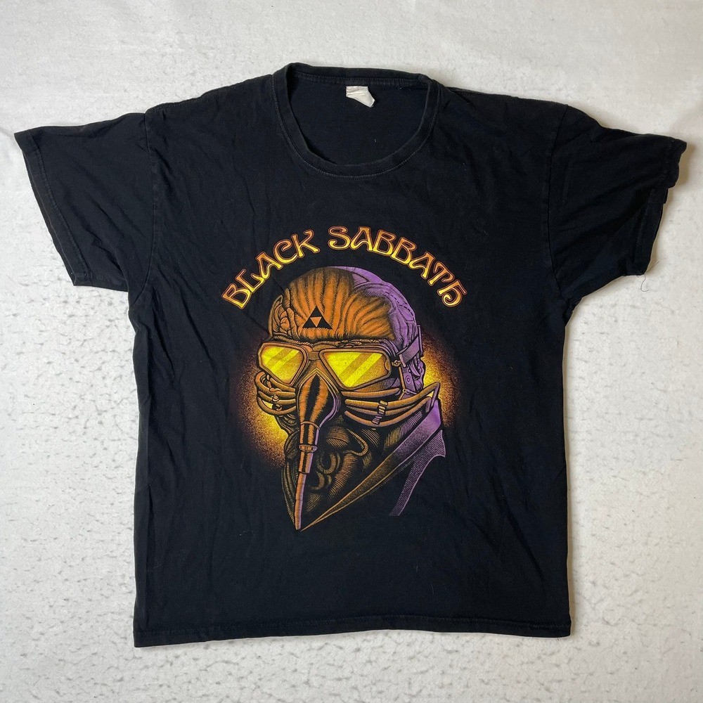 Black Sabbath Graphic T-Shirt Mens Large Black Band Tee‎ Rock Music Short Sleeve